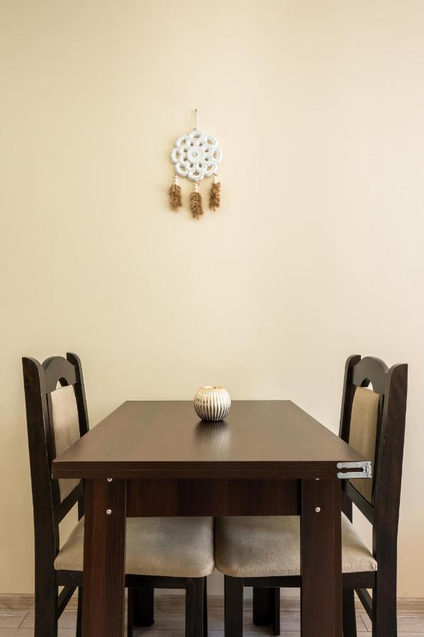 Nomad Haven: 1Bd Flat With Balcony & Desk Διαμέρισμα Σόφια Εξωτερικό φωτογραφία