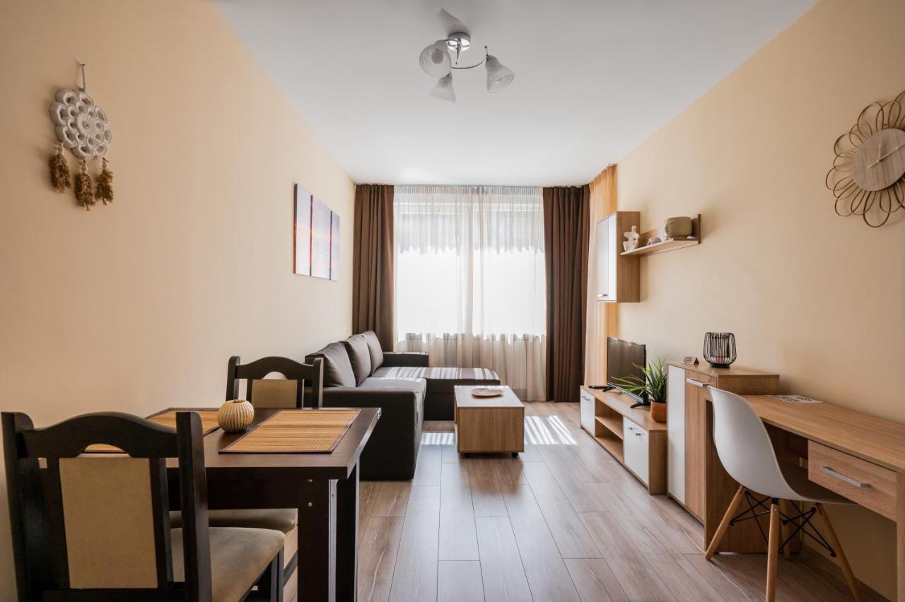 Nomad Haven: 1Bd Flat With Balcony & Desk Διαμέρισμα Σόφια Εξωτερικό φωτογραφία